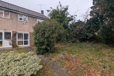 3 bedroom end of terrace house to rent, Presthope Road, Birmingham