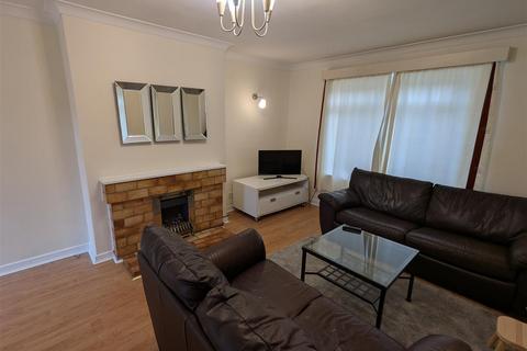 3 bedroom end of terrace house to rent, Presthope Road, Birmingham