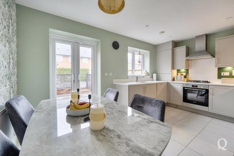 3 bedroom end of terrace house for sale, Sunflower Meadow, Minster on Sea, Sheerness, Kent, ME12
