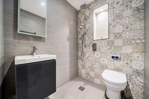 4 bedroom terraced house for sale, Francis Street, Cardiff Bay, Cardiff