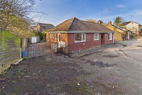 4 bedroom bungalow for sale, St. Andrews Avenue, Colchester, Essex, CO4