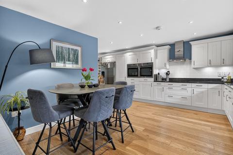 4 bedroom detached house for sale, Hollow Road Lower Tadmarton Banbury, Oxfordshire, OX15 5SS