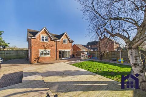 3 bedroom detached house for sale, Flag Lane, Euxton, PR7 6EZ