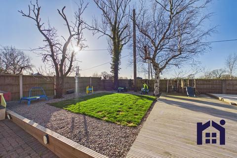 3 bedroom detached house for sale, Flag Lane, Euxton, PR7 6EZ
