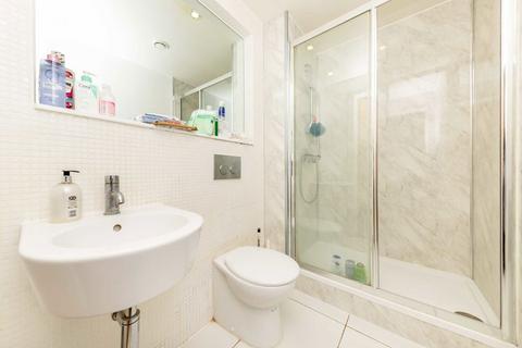 Studio for sale, Indescon Square, London E14