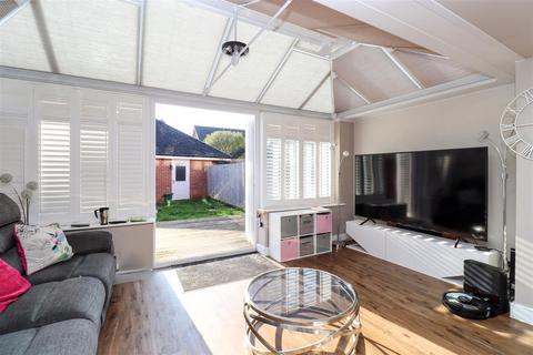 undefined, Jubilee Drive, Fleet GU52