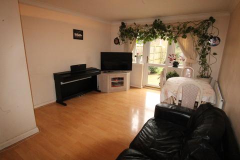 2 bedroom terraced house for sale, Brambling Close, Bushey WD23