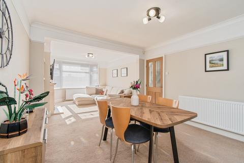 3 bedroom semi-detached house for sale, Redhill Road, Castleford, WF10