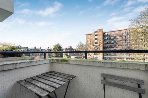 2 bedroom apartment for sale, Redlands Way, London, SW2