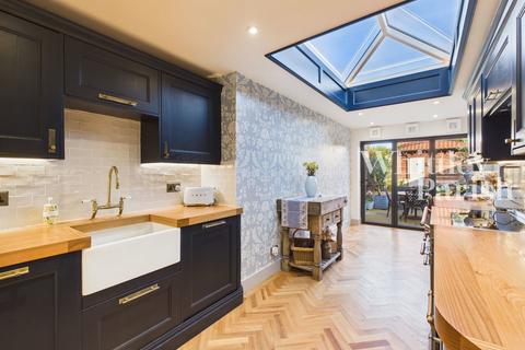 2 bedroom cottage for sale, Norwich Road, Dickleburgh