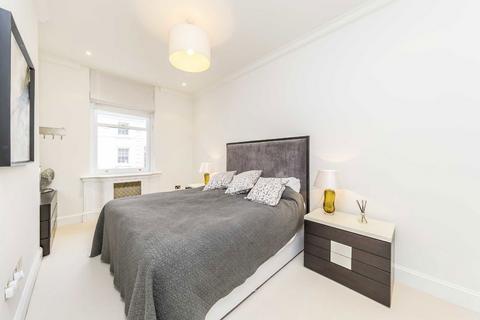 2 bedroom flat to rent, Chesterfield Hill, London W1J