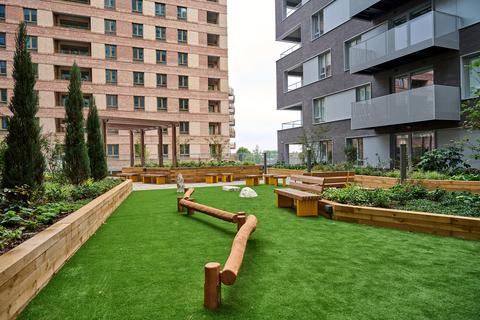 2 bedroom apartment to rent, Fortunes Dock, Canning Town London E16