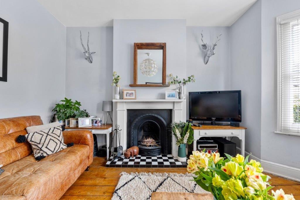 Fireplace 2.jpg