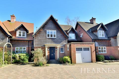 4 bedroom detached house for sale, Ringwood Road, Ferndown, BH22