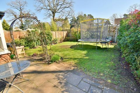 4 bedroom detached house for sale, Ringwood Road, Ferndown, BH22