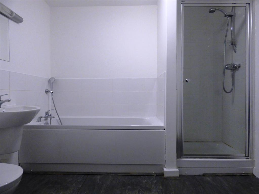 Bath.JPG