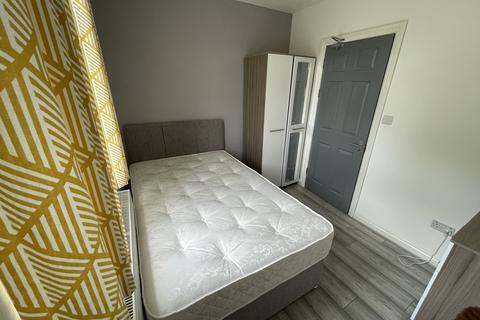 undefined, Woodyates Road, London, SE12