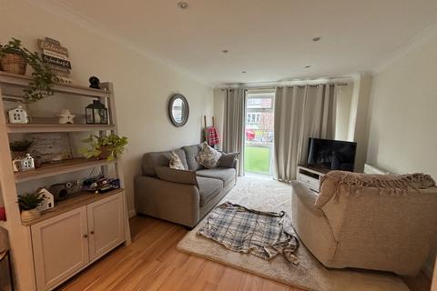 undefined, Driffield Gardens, Tonbridge, TN9