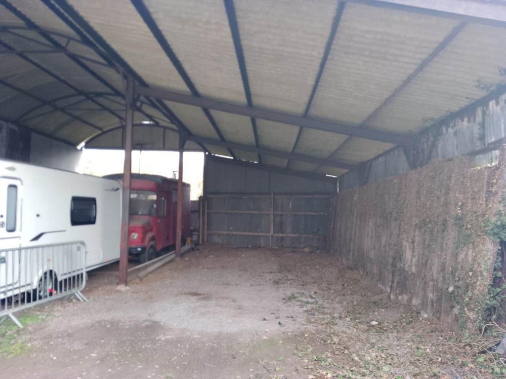 Barn / storage space