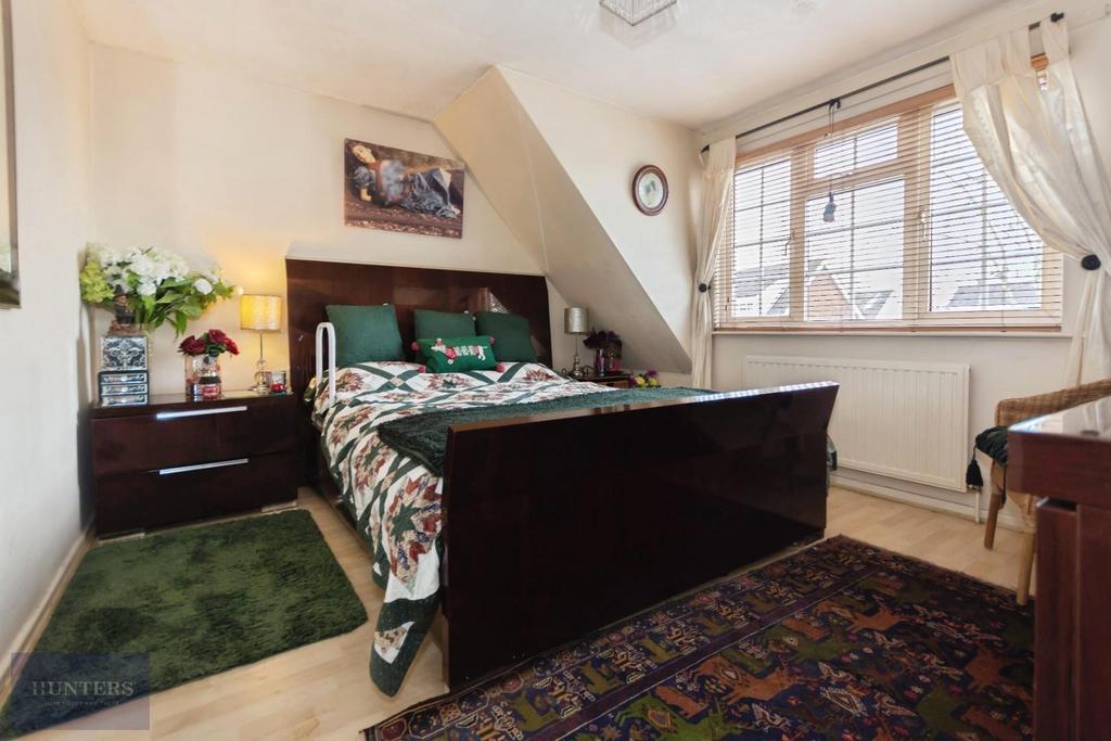Principle bedroom