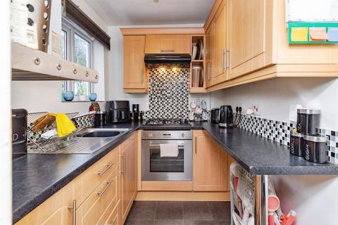 2 bedroom end of terrace house for sale, Castle View, Stafford