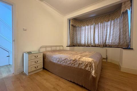 undefined, Lady Margaret Road, Southall UB1