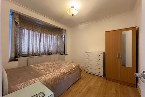 undefined, Lady Margaret Road, Southall UB1