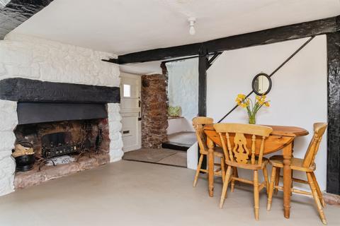 2 bedroom end of terrace house for sale, Winner Street, Paignton