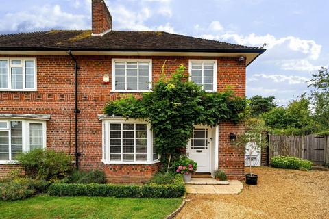 3 bedroom semi-detached house to rent, Ethelburt Avenue, Hampshire SO16