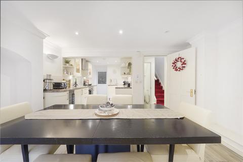 3 bedroom house to rent, Gillingham Street, London SW1V