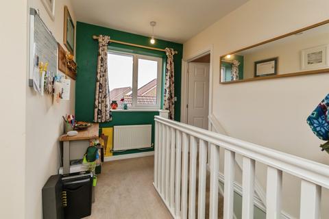 2 bedroom townhouse for sale, Lupin Close, Emersons Green, Bristol