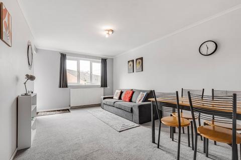 1 bedroom flat for sale, Half Moon Crescent, Islington, London, N1