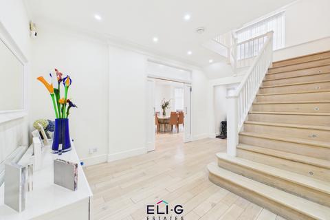 6 bedroom detached house for sale, Raleigh Close, NW4