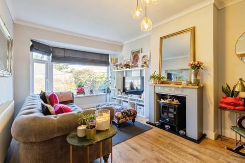 undefined, Field End Crescent, Leeds