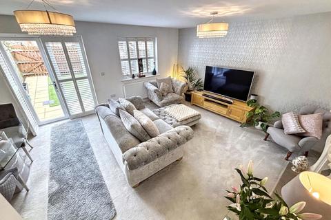 4 bedroom townhouse for sale, Magenta Court, Langley Park, Durham, Durham, DH7 9BU