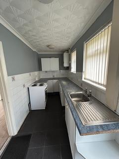 2 bedroom property to rent, Amroth Road, Cardiff, CF5
