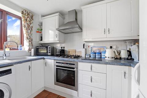 2 bedroom semi-detached house for sale, Mill Close, Banbury OX15