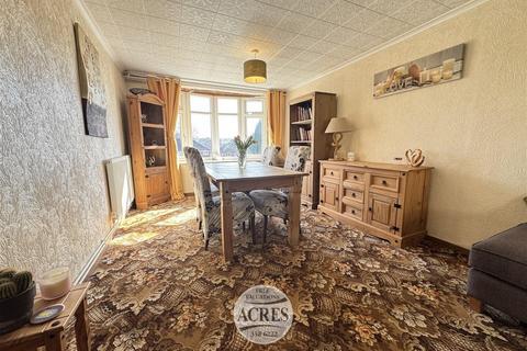 3 bedroom semi-detached house for sale, Ferndale Avenue, Great Barr, Birmingham