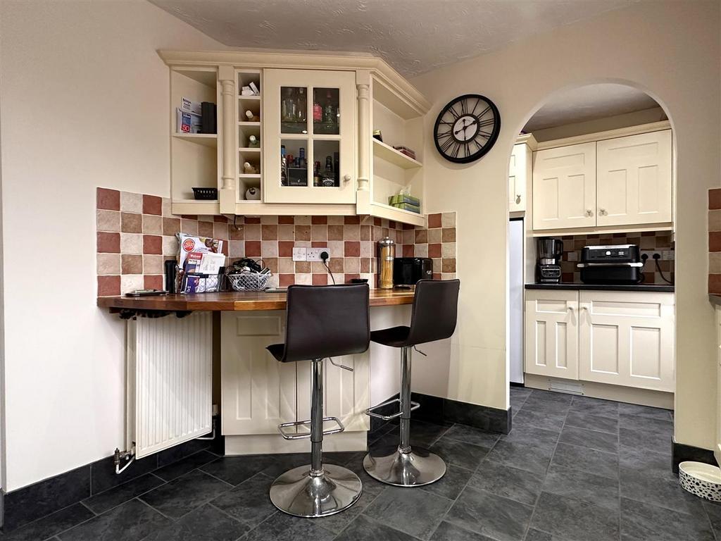 Dining Area Into Utility 464