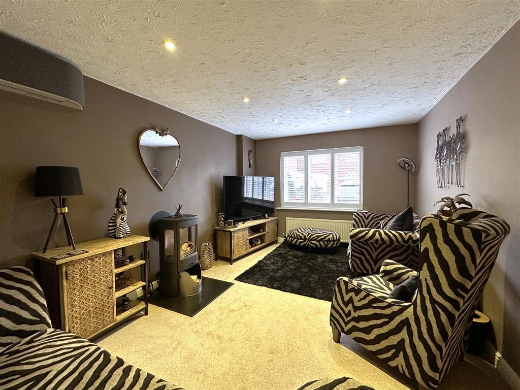 Living Room 440
