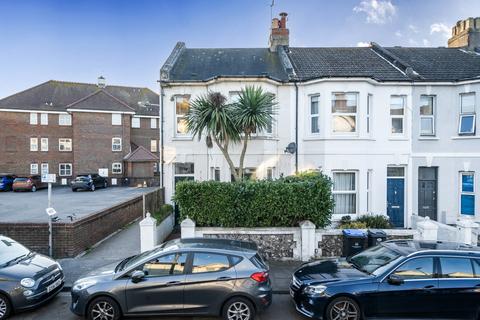 3 bedroom end of terrace house for sale, Gordon Road, Worthing, West Sussex, BN11