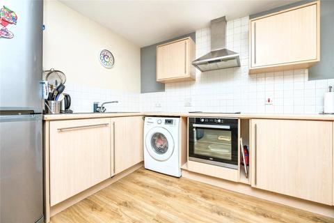 2 bedroom flat for sale, Birch Meadow Close, Warwick, Warwickshire, CV34