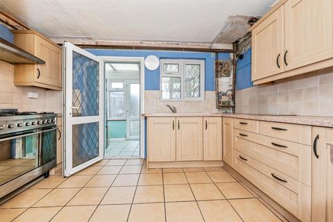 undefined, Thurloe Walk, Grays