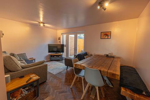 3 bedroom terraced house for sale, Cwrdy Road, Griffithstown, NP4