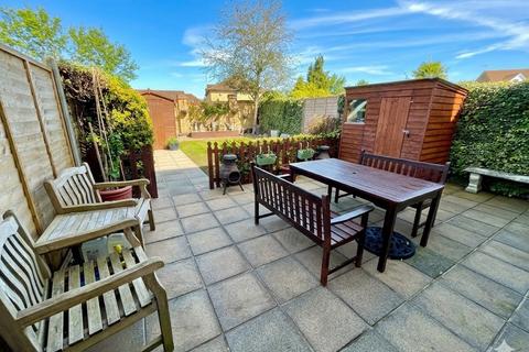 3 bedroom link detached house for sale, Haycroft, Luton, Bedfordshire, LU2 7GJ