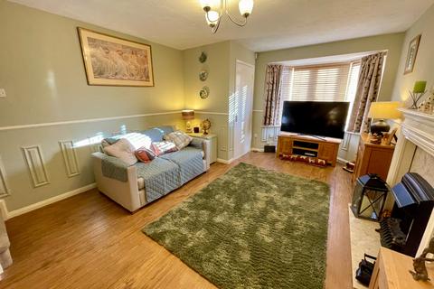 3 bedroom link detached house for sale, Haycroft, Luton, Bedfordshire, LU2 7GJ