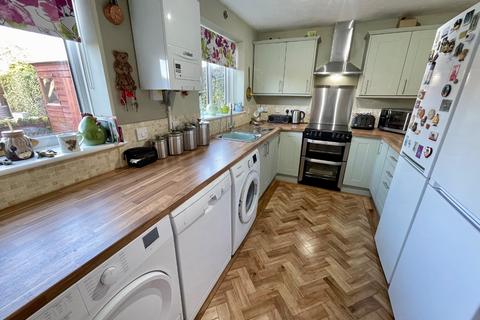 3 bedroom link detached house for sale, Haycroft, Luton, Bedfordshire, LU2 7GJ