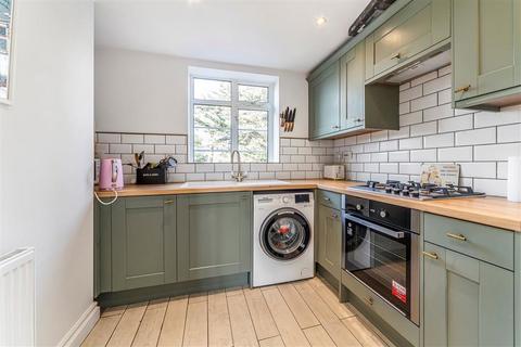 2 bedroom flat for sale, Wat Tyler Road, London SE3