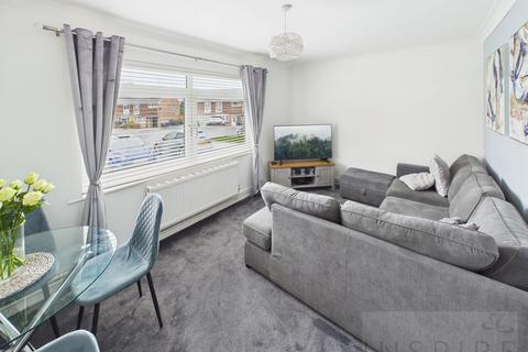 2 bedroom flat for sale, Hillmead, Crawley RH11