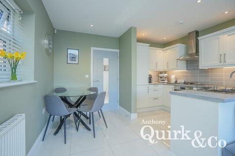 3 bedroom link detached house for sale, Corona Road, Canvey Island, SS8